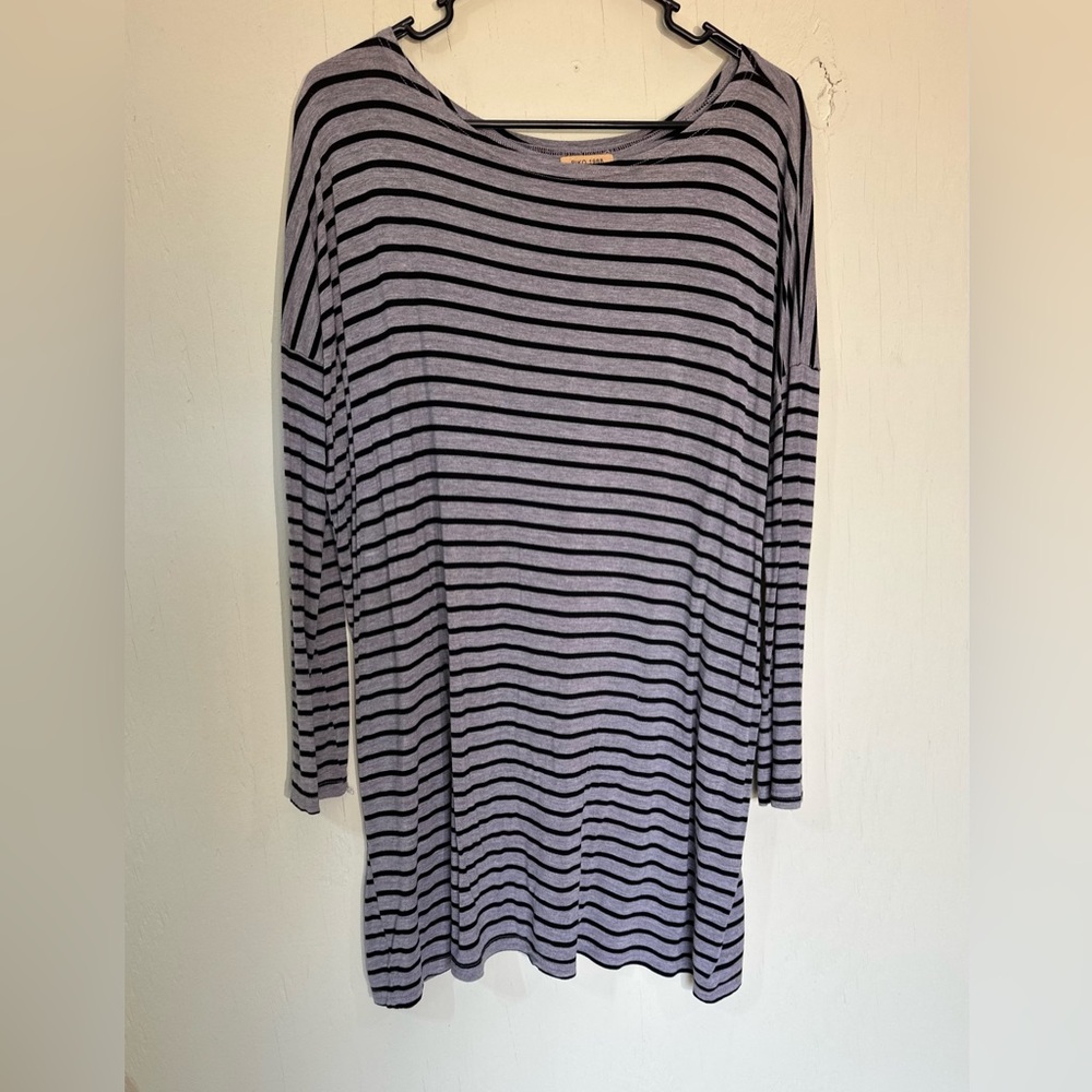 Piko gray and black striped long sleeve dress women’s size small